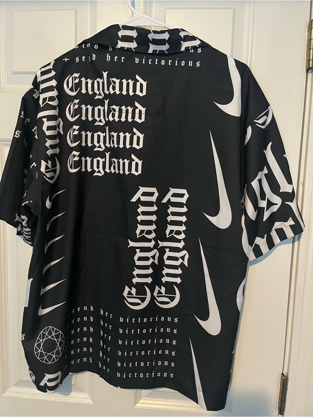 Men’s England Button down - Picture 3 of 3